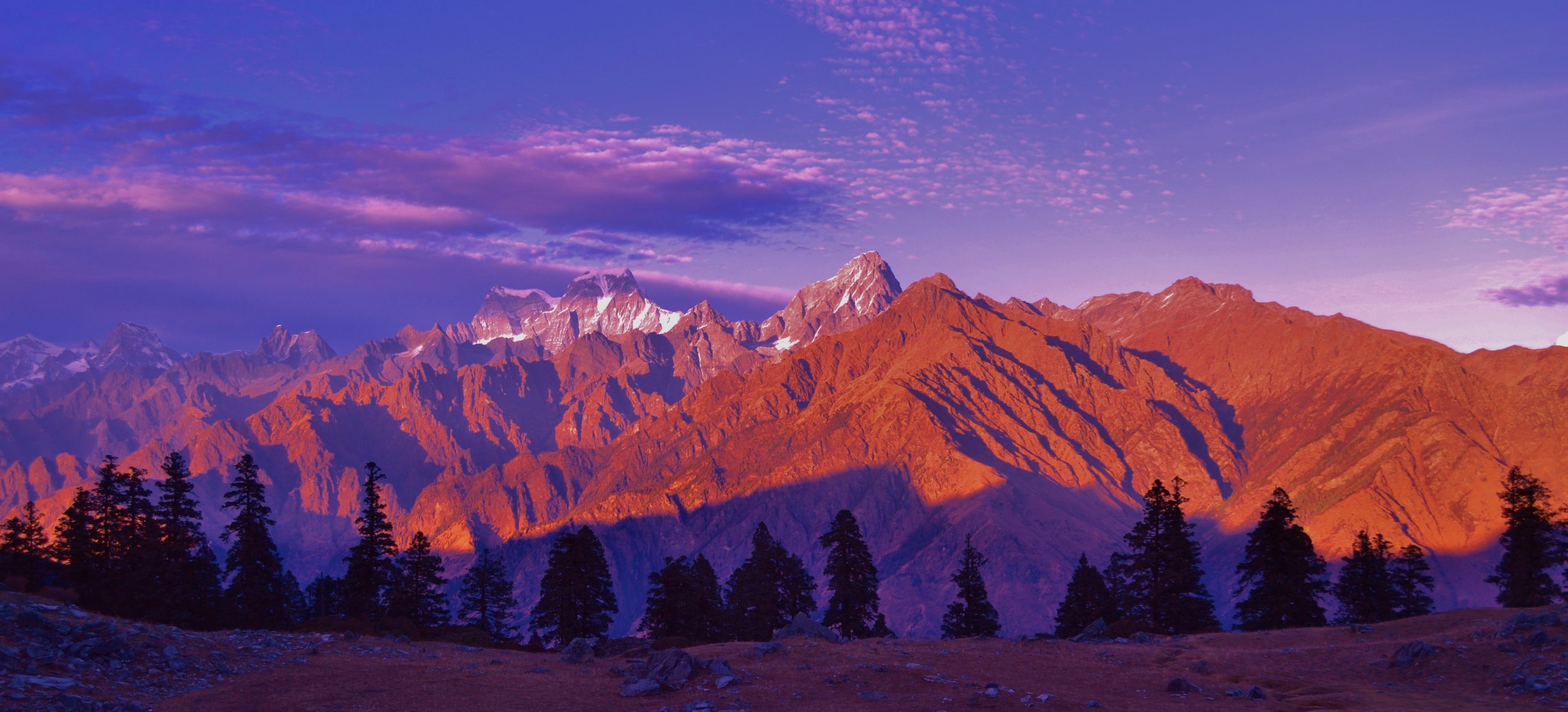 kuaripass trek in winter