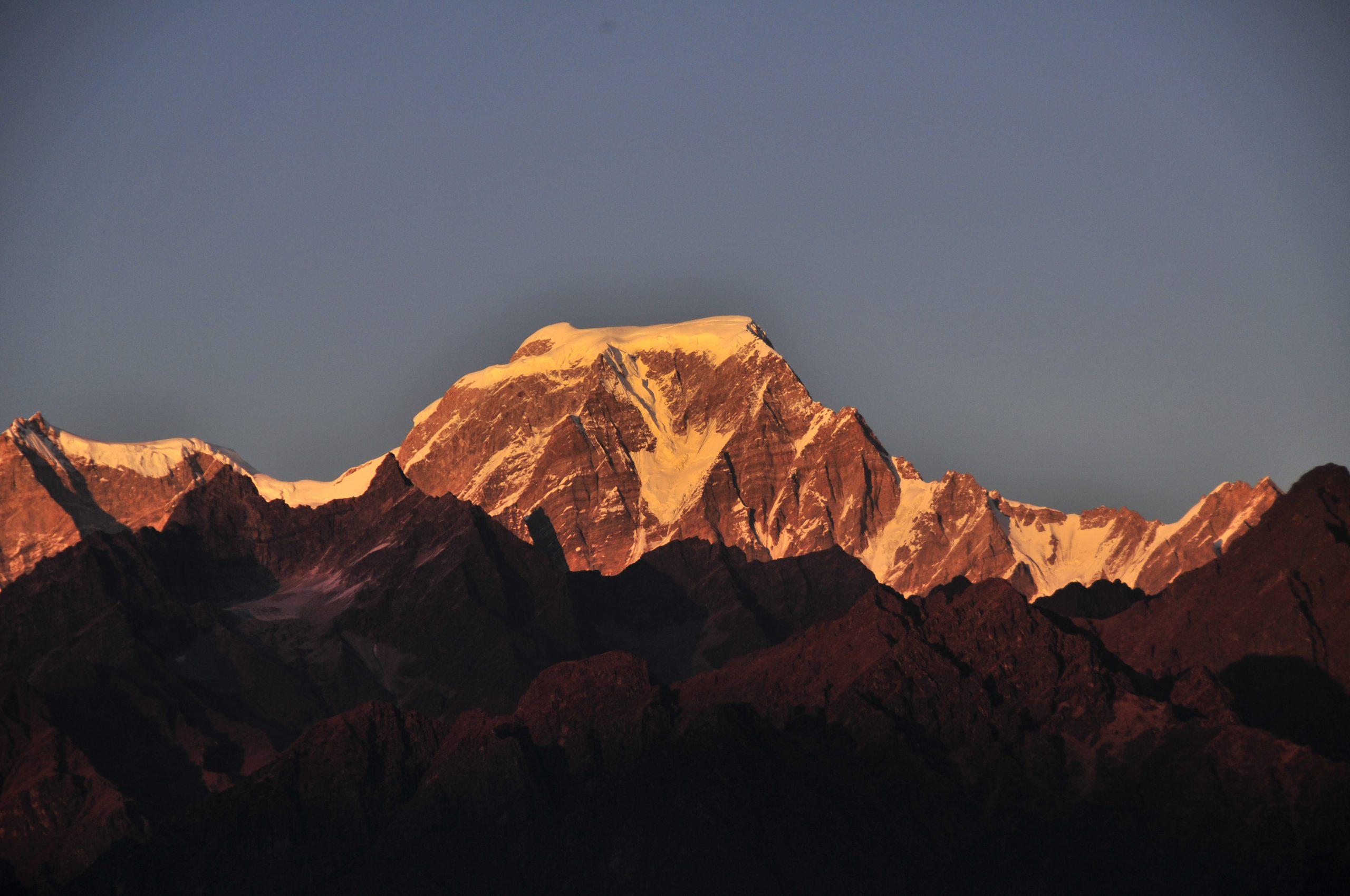 Hathi peak sun set visible from auli