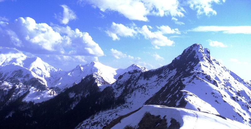 gorson viw top as crossing tali ridge towards the tali camp