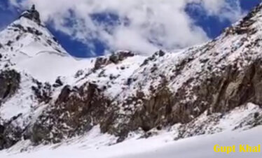 Bhuyundar khal pass trek twin pass trekking