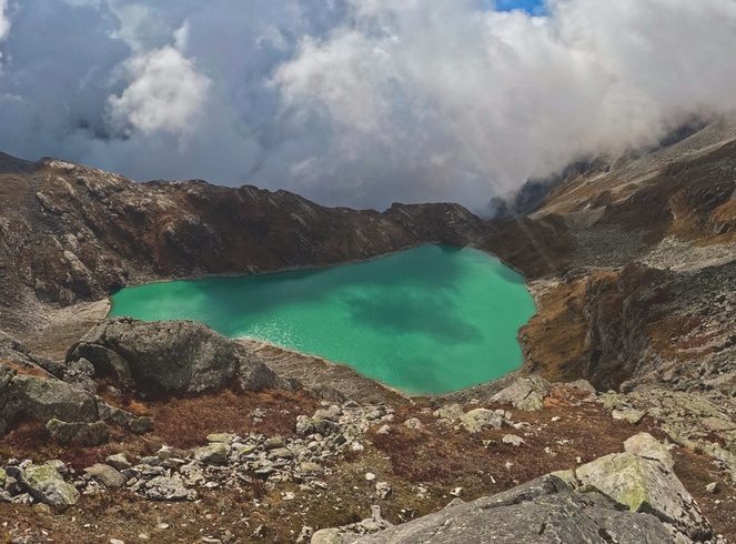 kakbhusandi lake trek